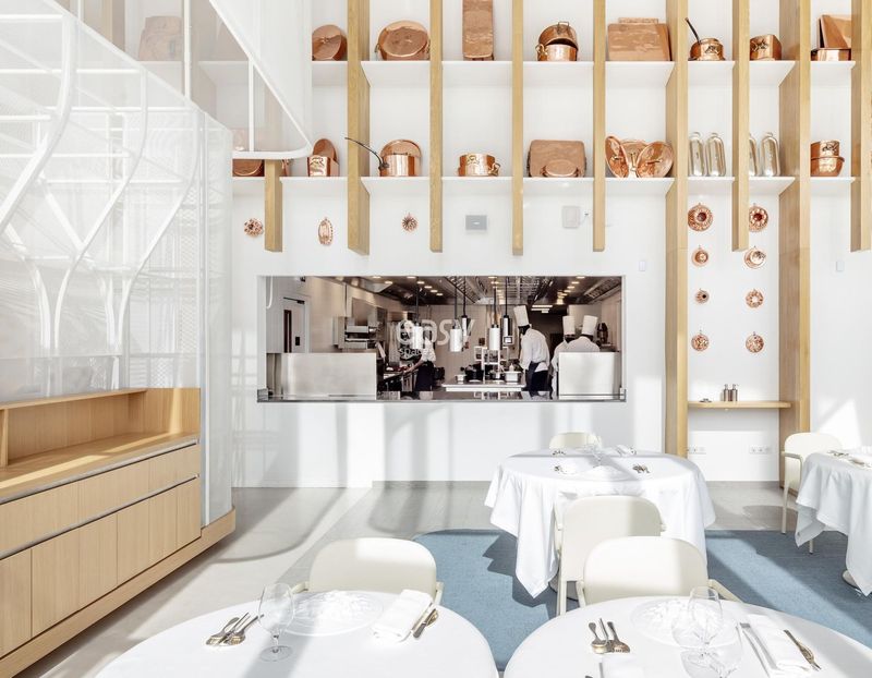 luxurious and exclusive photo shoot location in the city of Paris, FRANCE